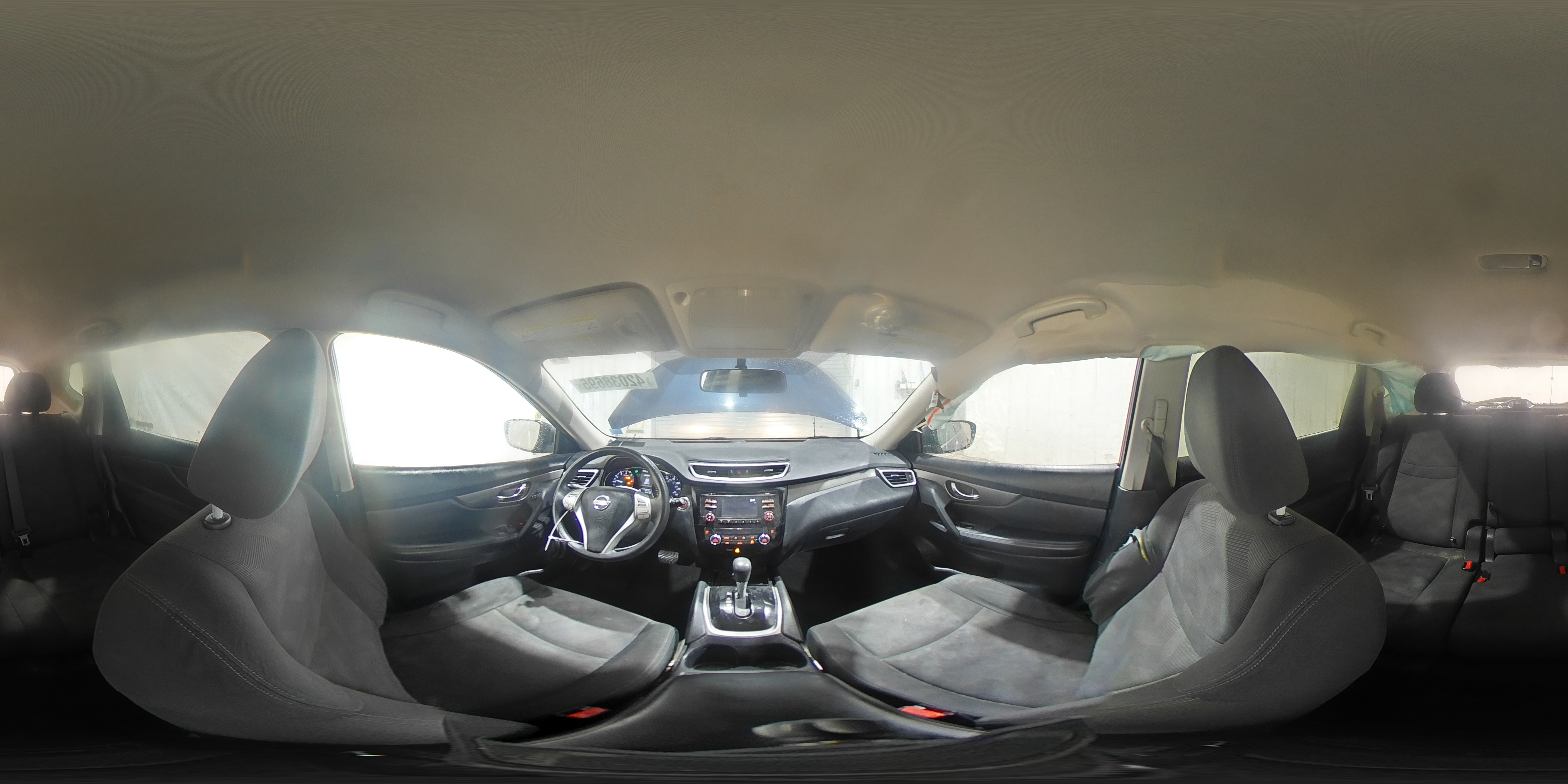 2016 Nissan Rogue - Image 16