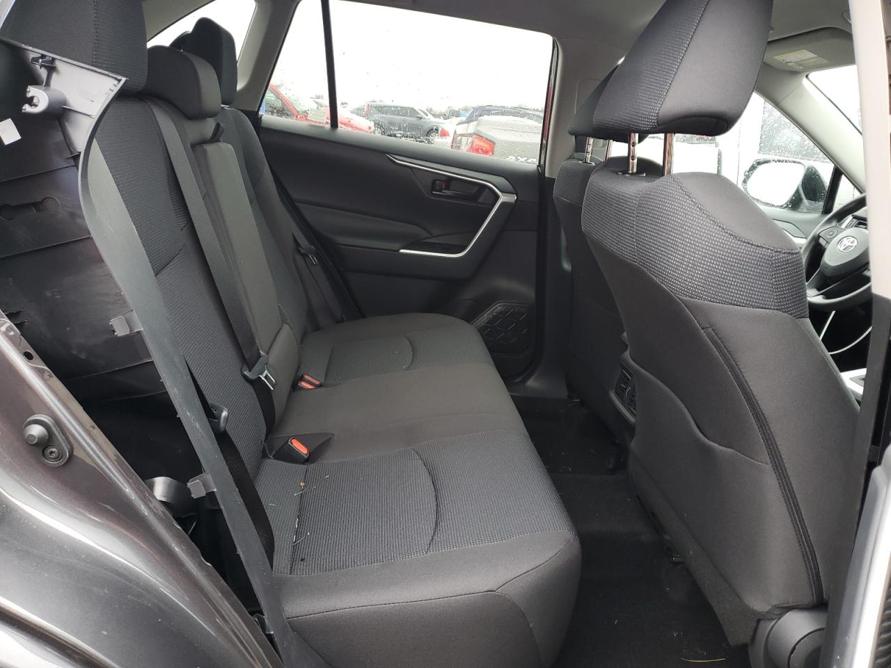 2024 Toyota RAV 4 - Image 11