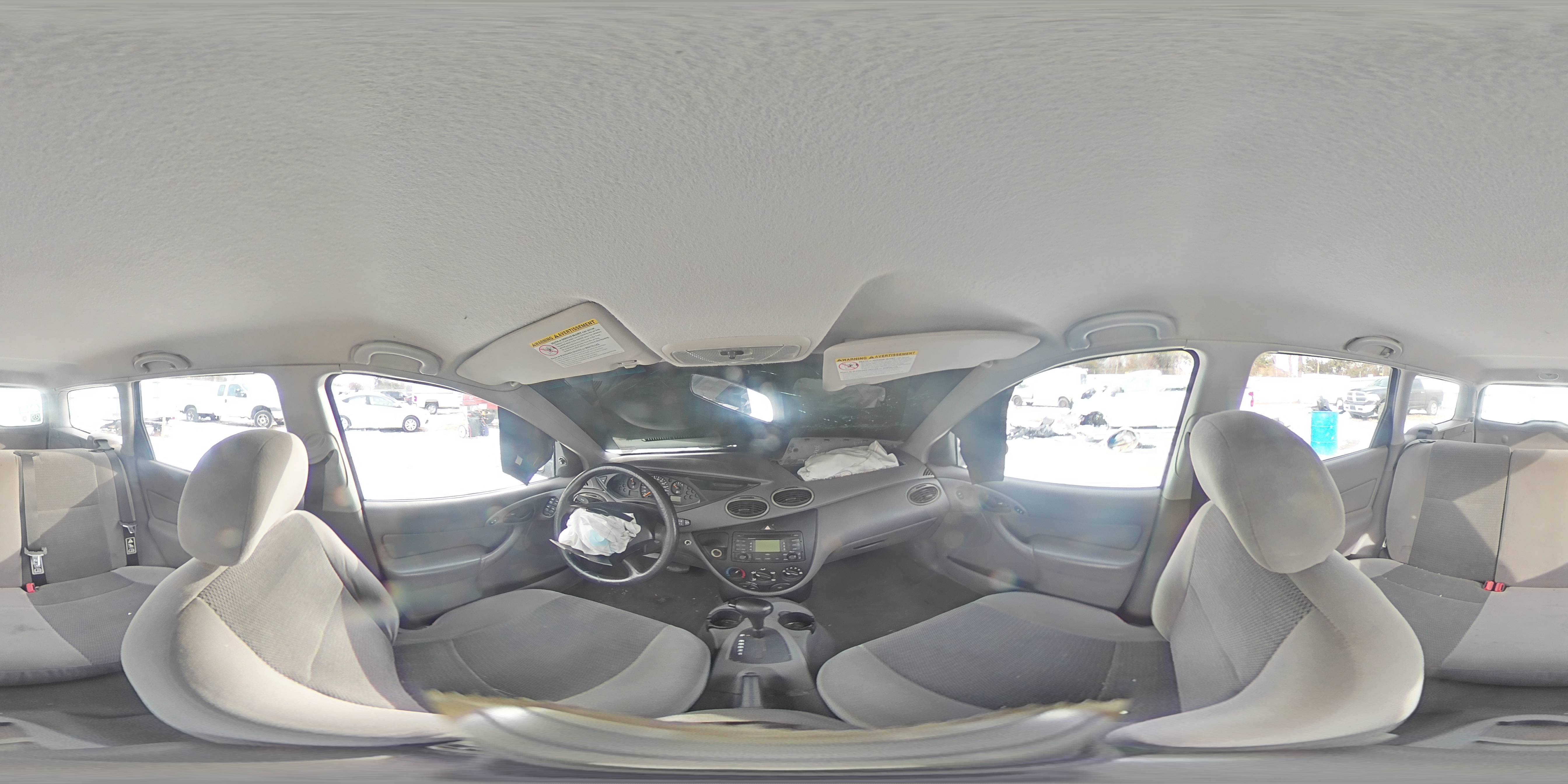 2003 Ford Focus - Image 12