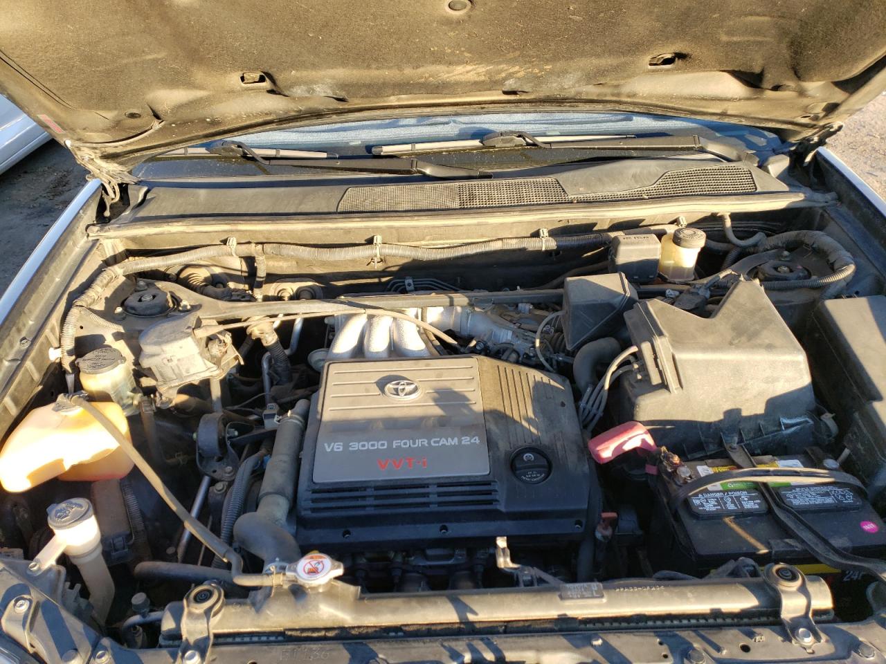 2003 Toyota Highlander - Image 12