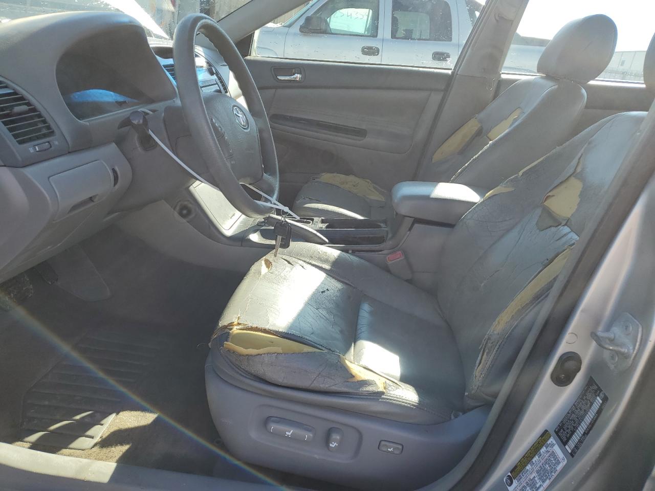 2005 Toyota Camry - Image 7