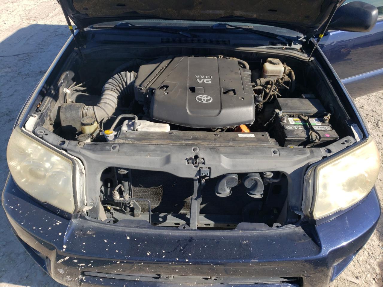2009 Toyota 4Runner - Image 11