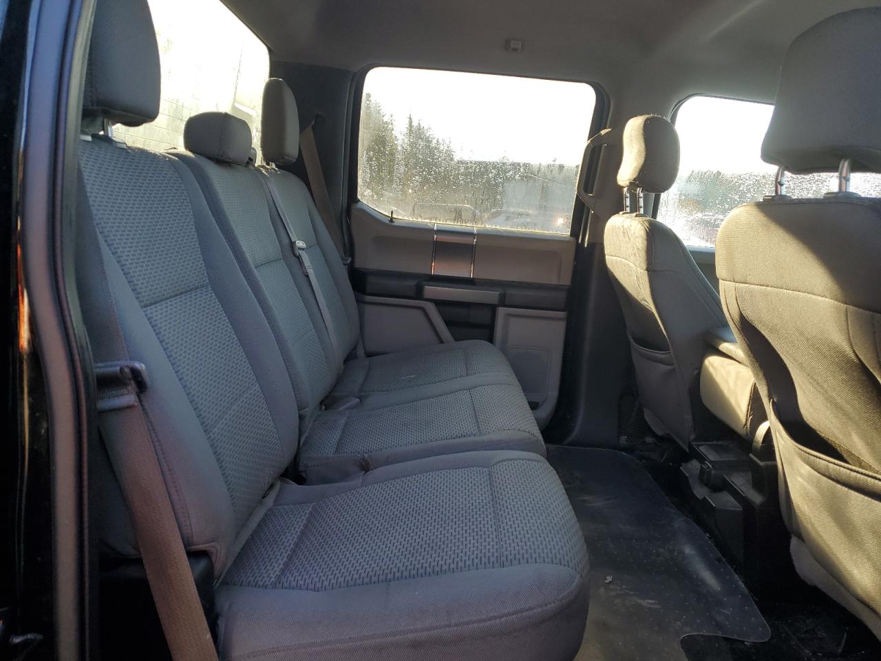 2016 Ford F-150 - Image 10