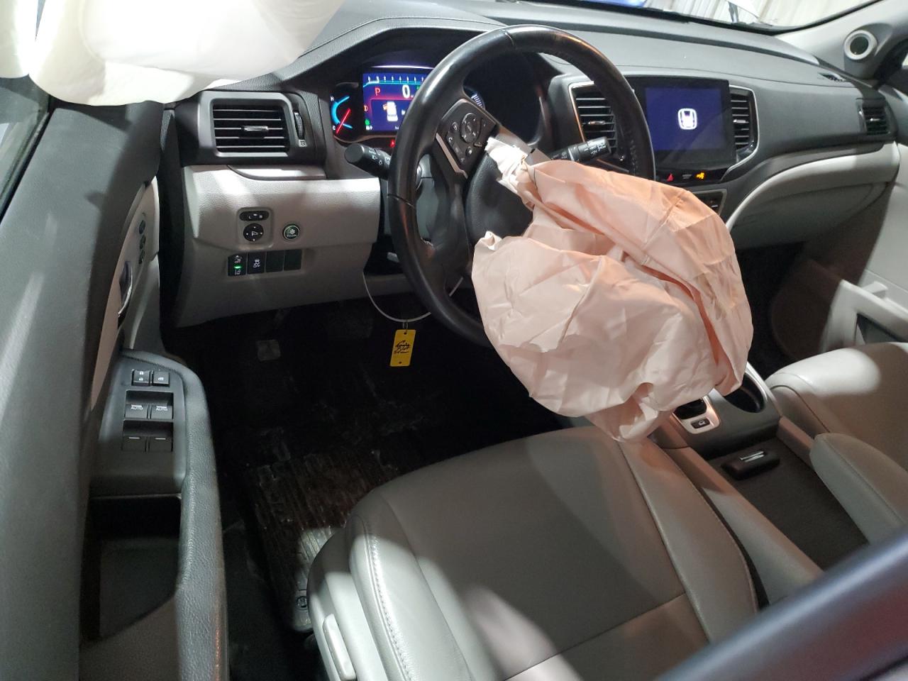 2019 Honda Pilot - Image 8