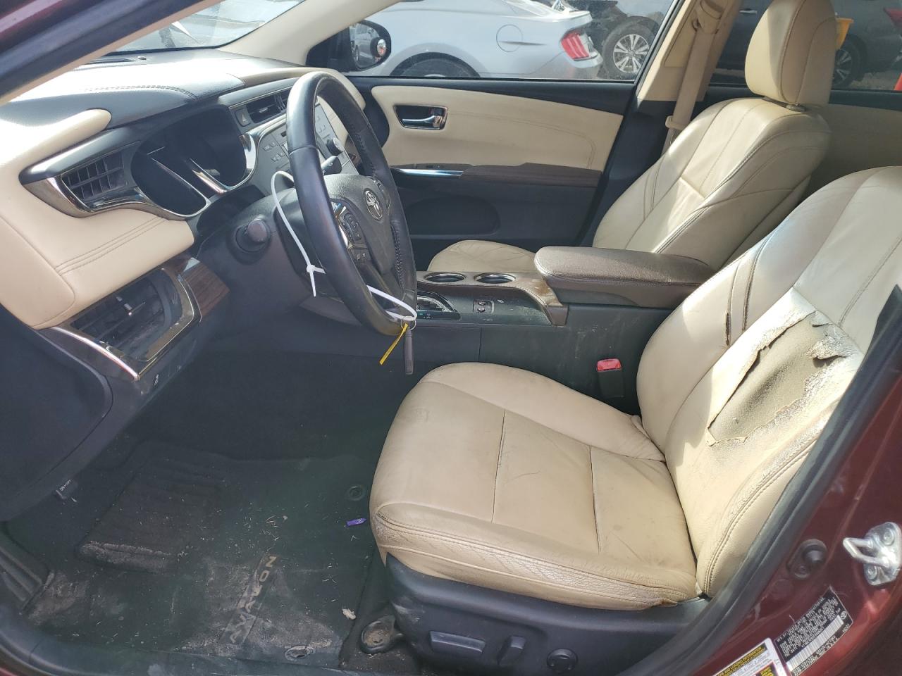 2014 Toyota Avalon - Image 7