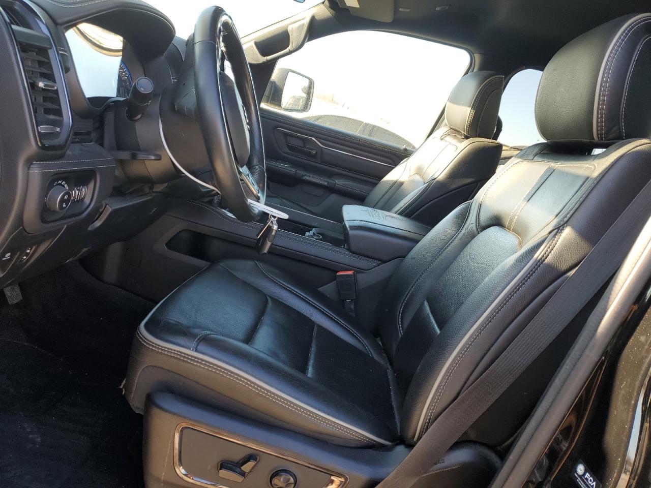 2022 RAM 1500 - Image 7