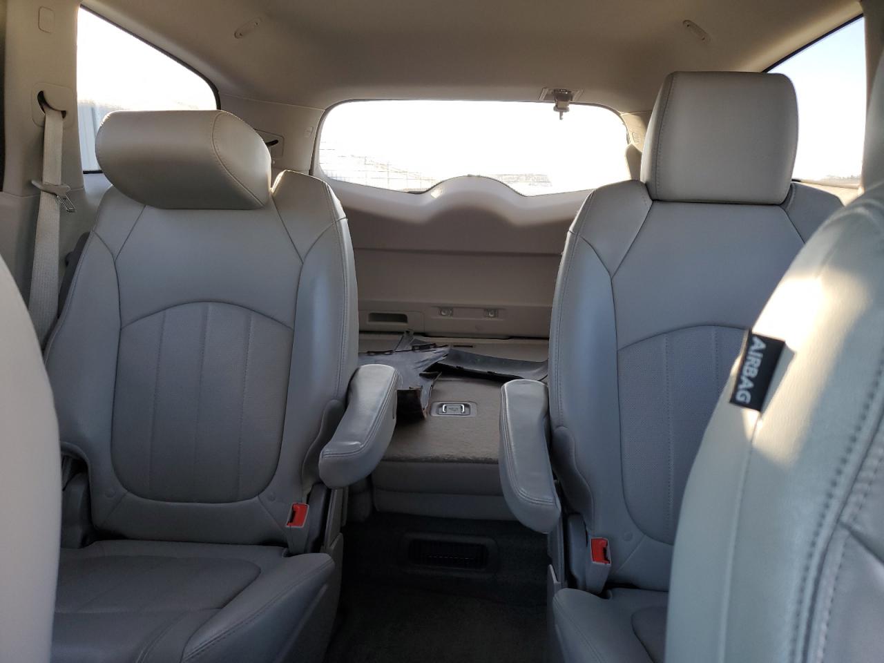 2015 Buick Enclave - Image 10