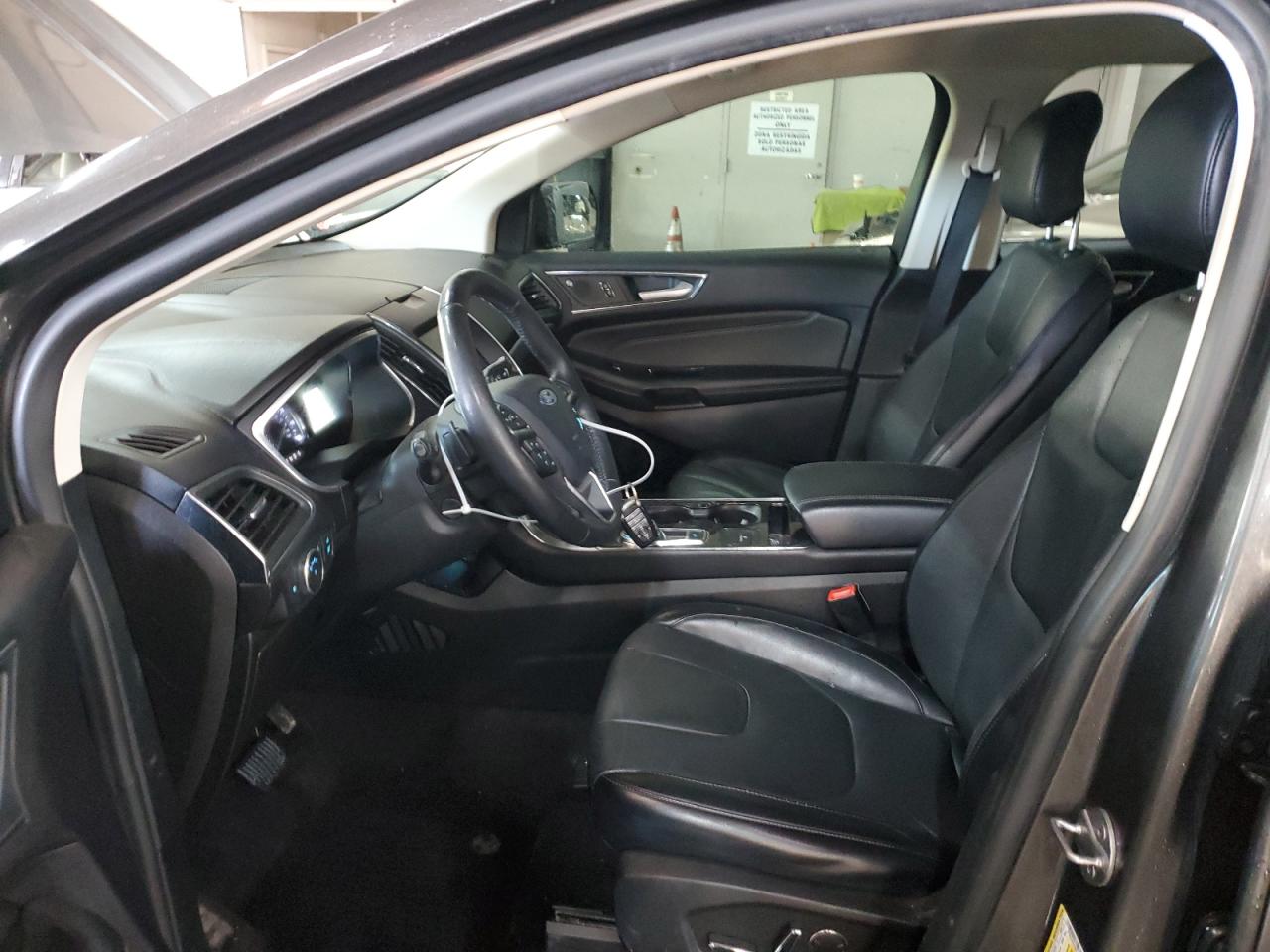 2019 Ford Edge - Image 7