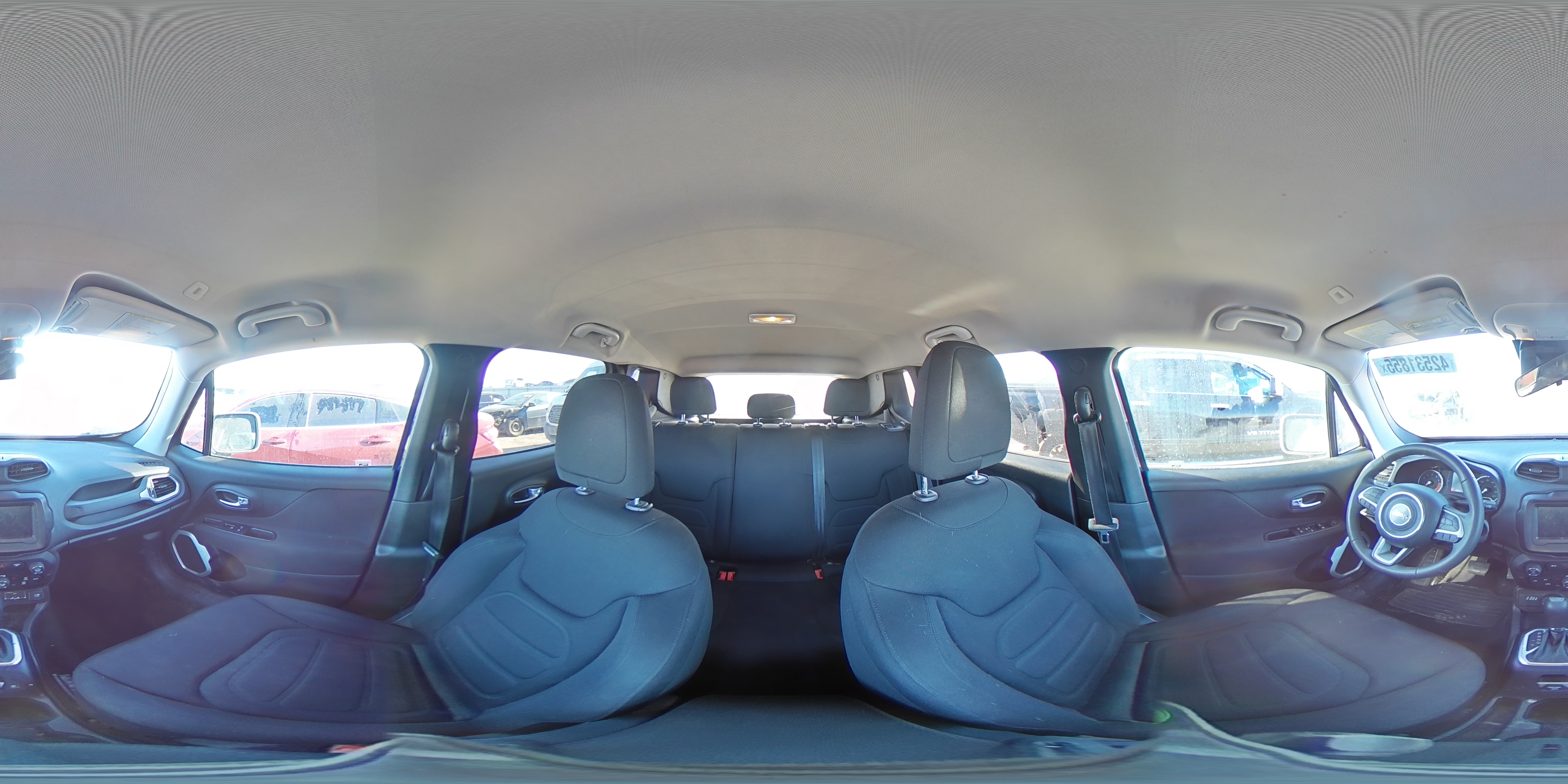 2019 Jeep Renegade - Image 15