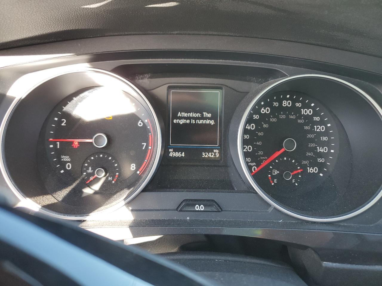 2021 Volkswagen Tiguan - Image 9