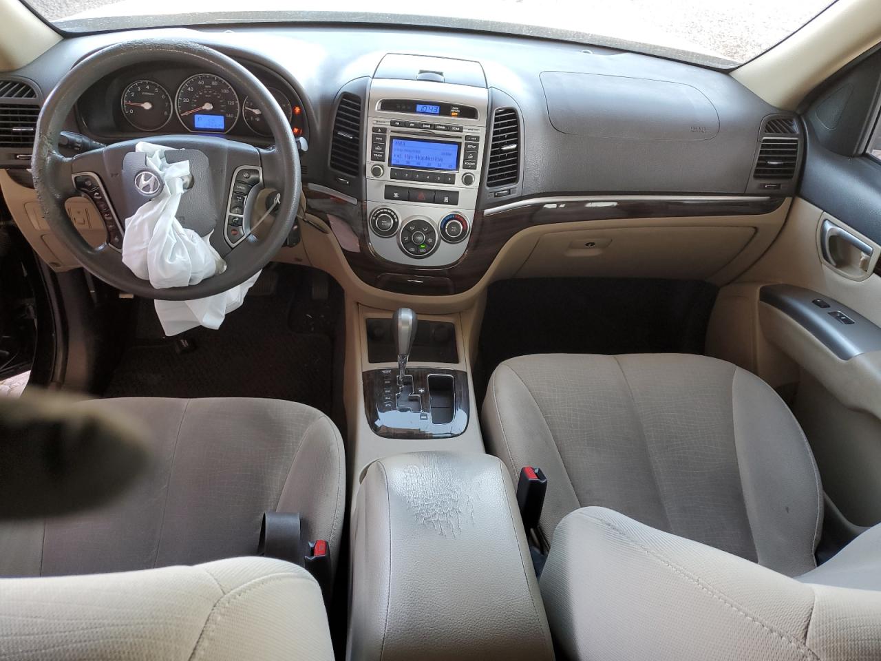 2012 Hyundai Santa Fe - Image 8