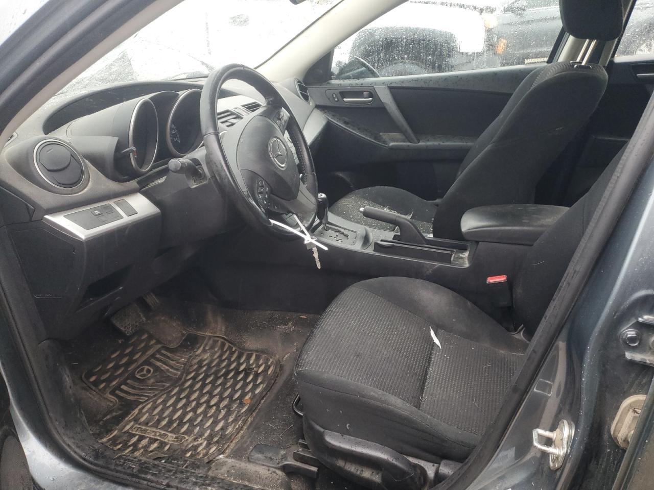 2013 Mazda 3 - Image 7