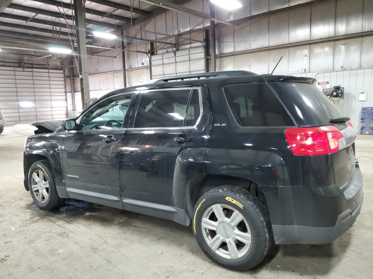 2015 GMC Terrain - Image 2