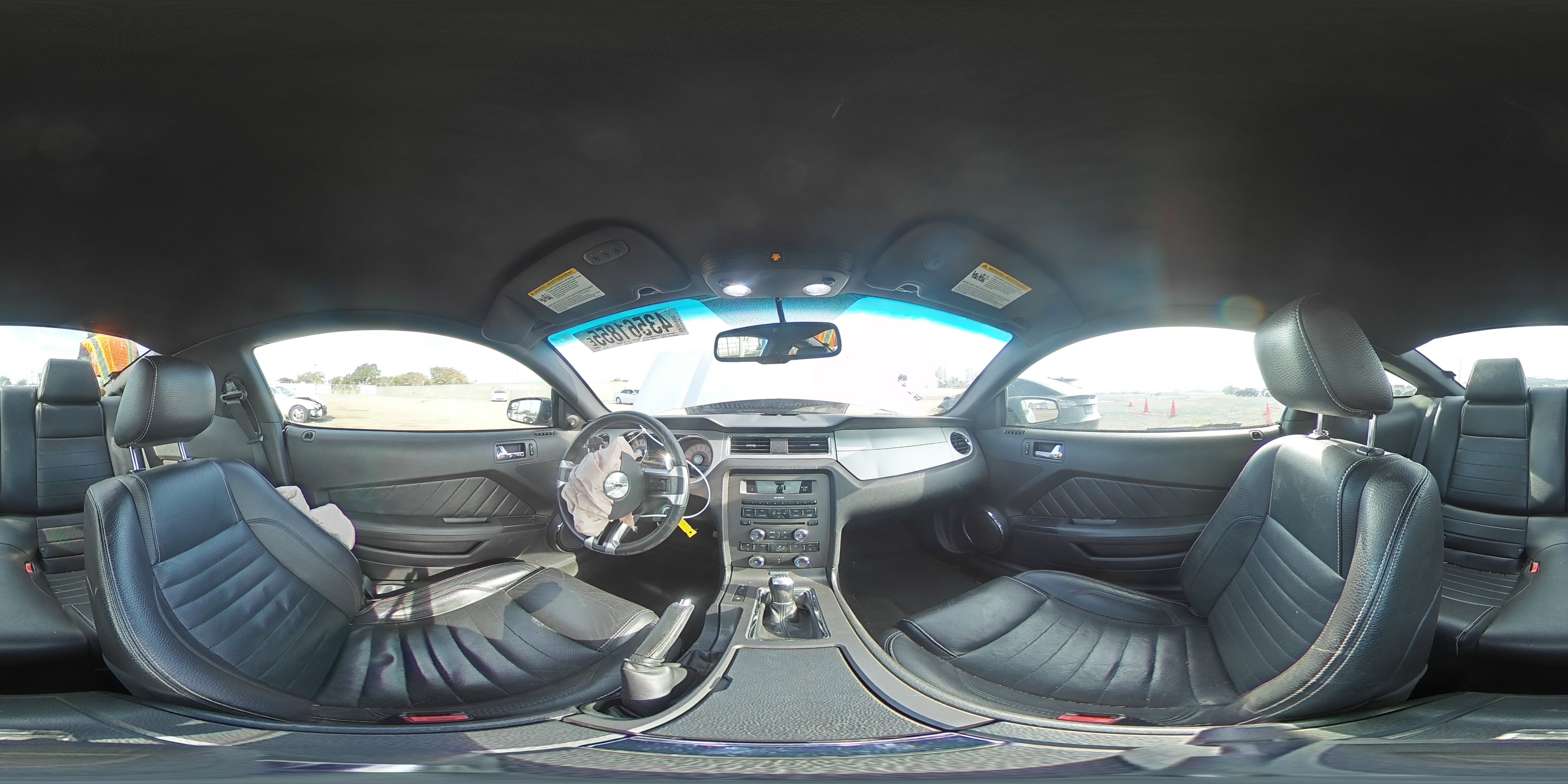 2012 Ford Mustang - Image 13