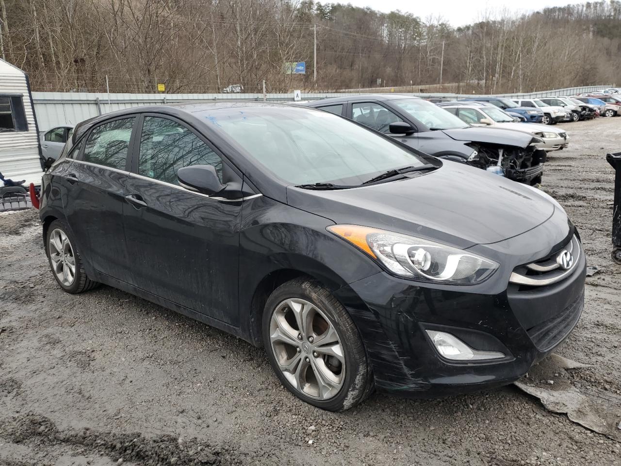 2013 Hyundai Elantra - Image 4