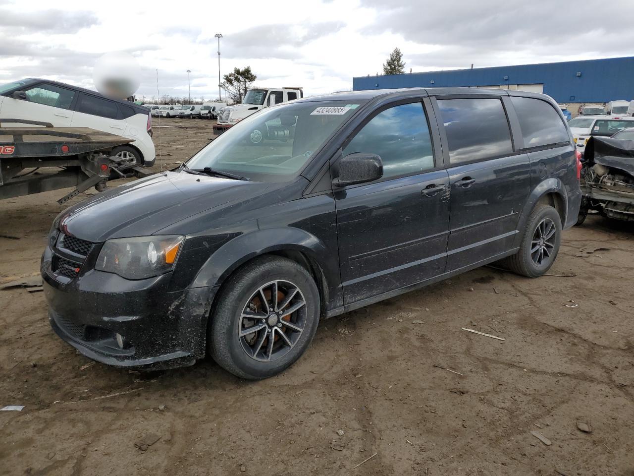2015 Dodge Caravan - Image 1