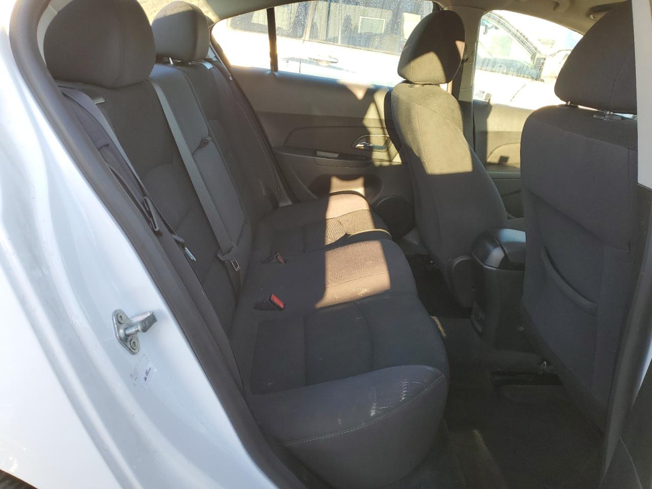 2014 Chevrolet Cruze - Image 10