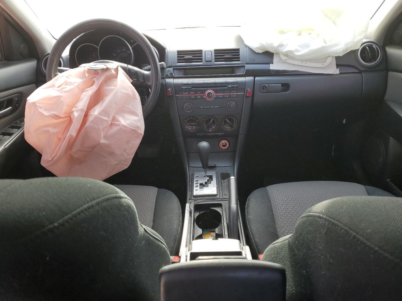 2006 Mazda 3 - Image 8