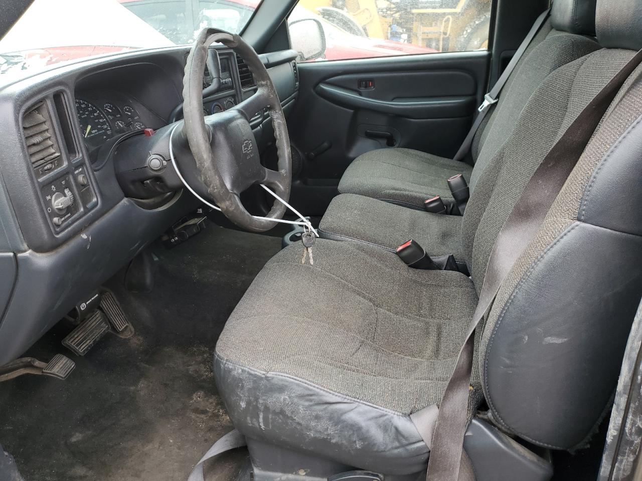 2001 Chevrolet Silverado - Image 7