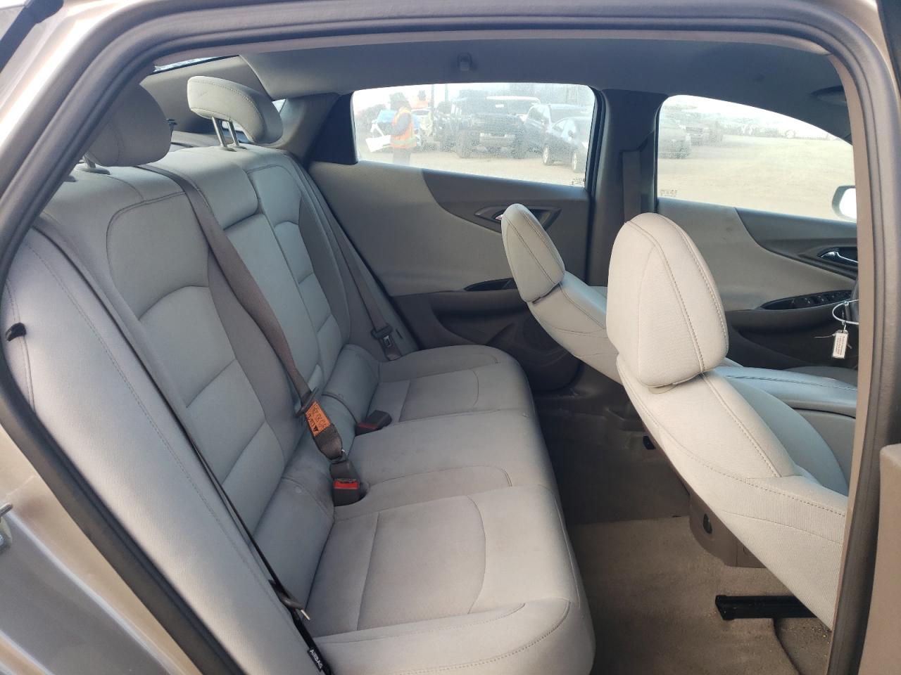 2022 Chevrolet Malibu - Image 10