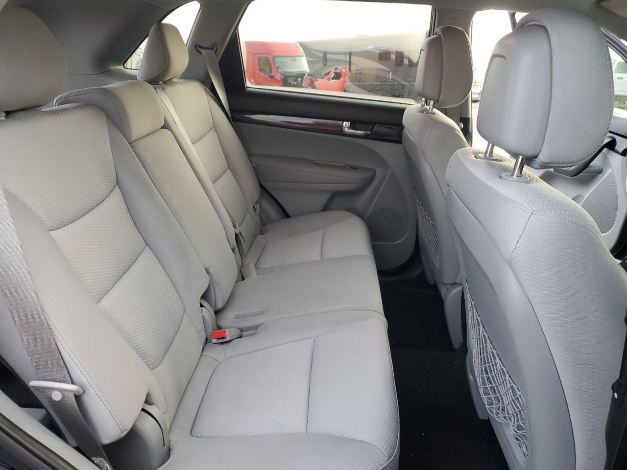 2012 Kia Sorento - Image 11