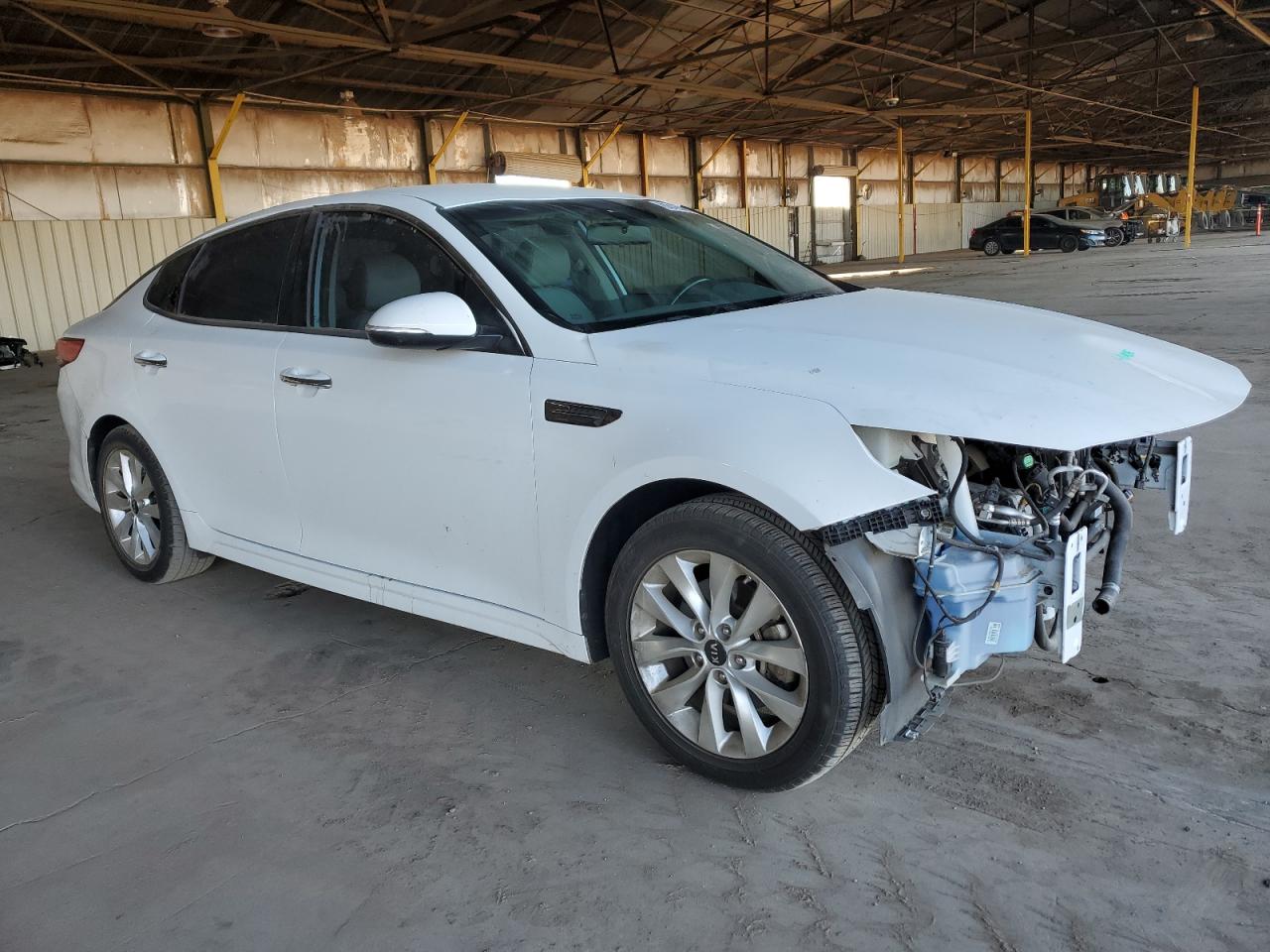 2016 Kia Optima - Image 4