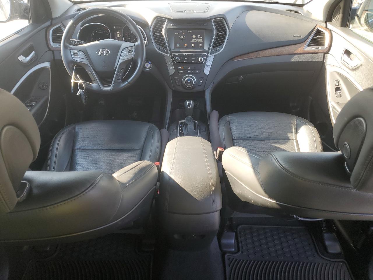 2018 Hyundai Santa Fe - Image 8
