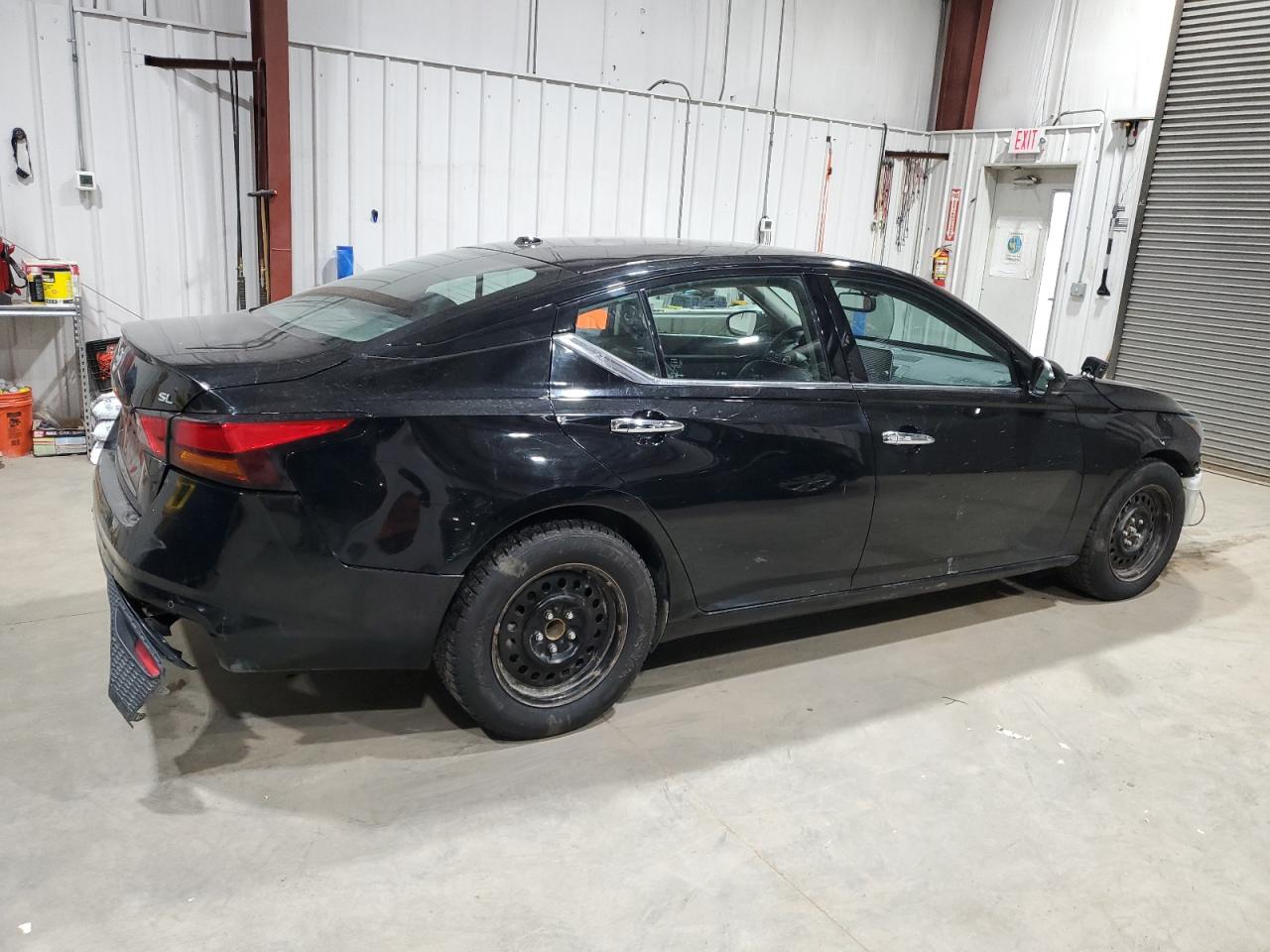 2020 Nissan Altima - Image 3