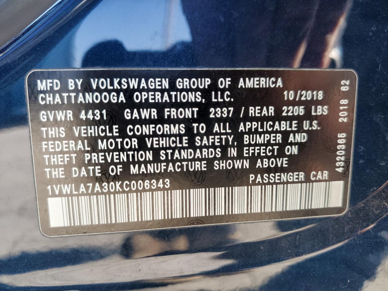 2019 Volkswagen Passat - Image 12