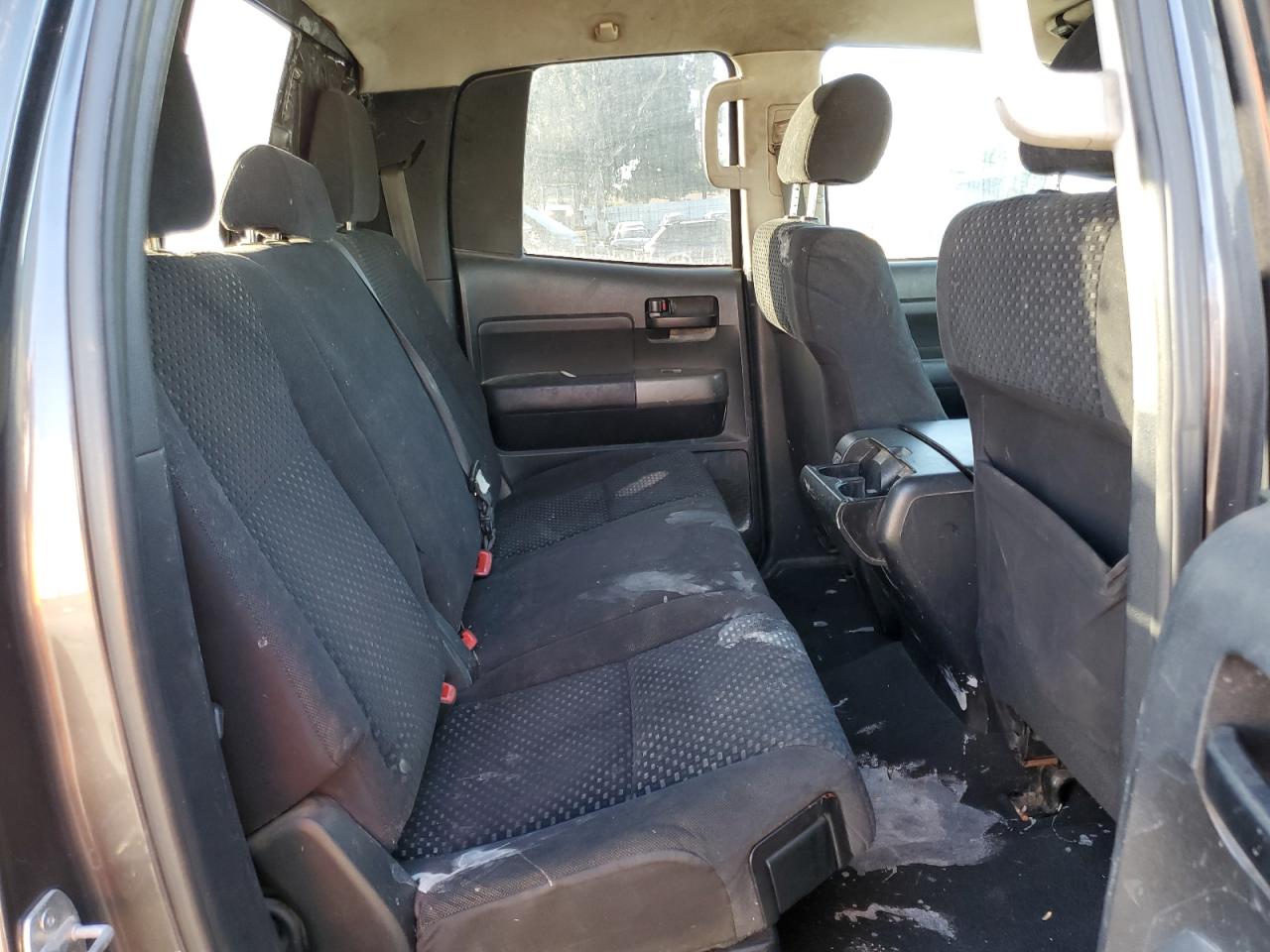 2013 Toyota Tundra - Image 10