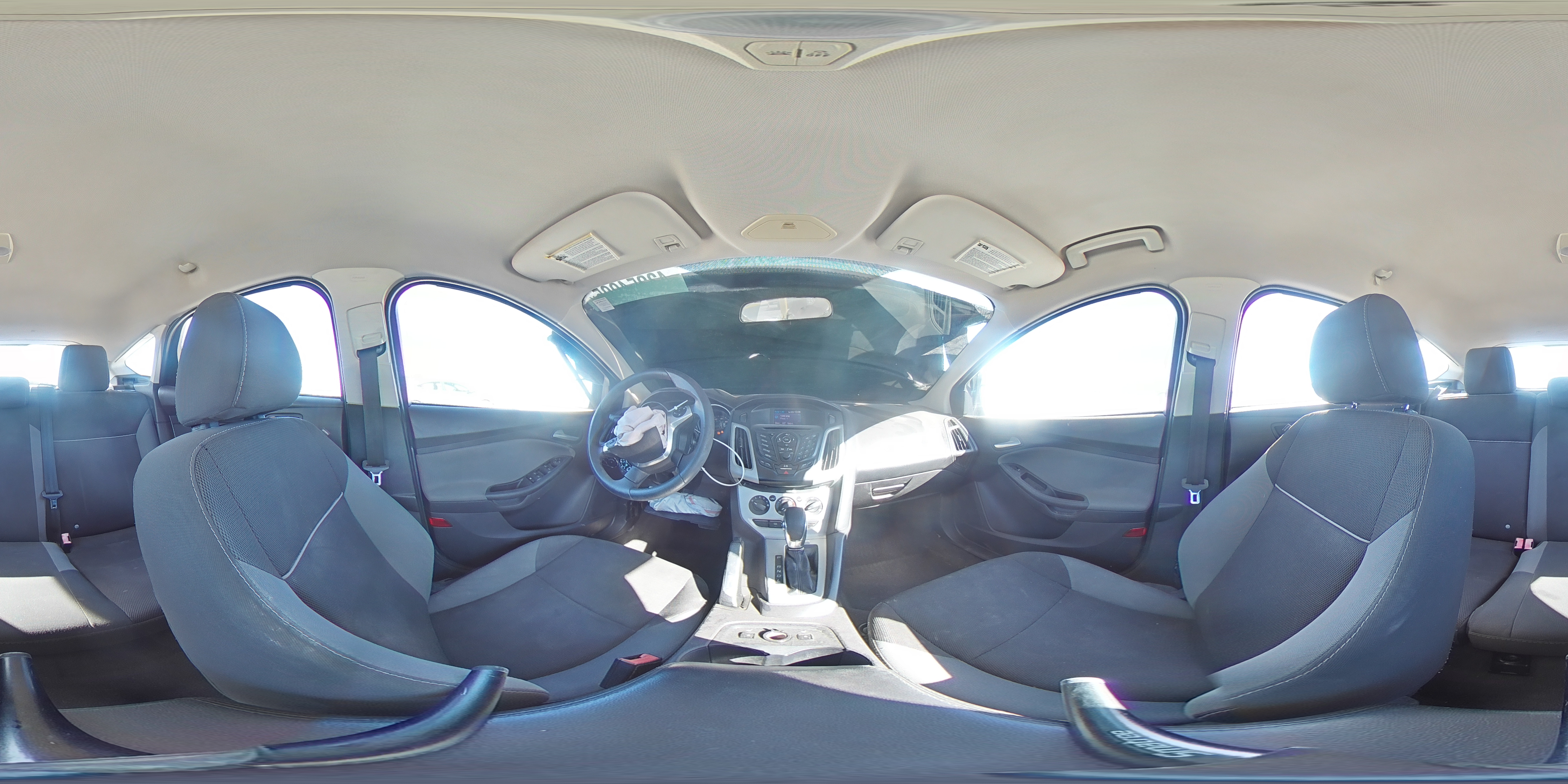 2014 Ford Focus - Image 12