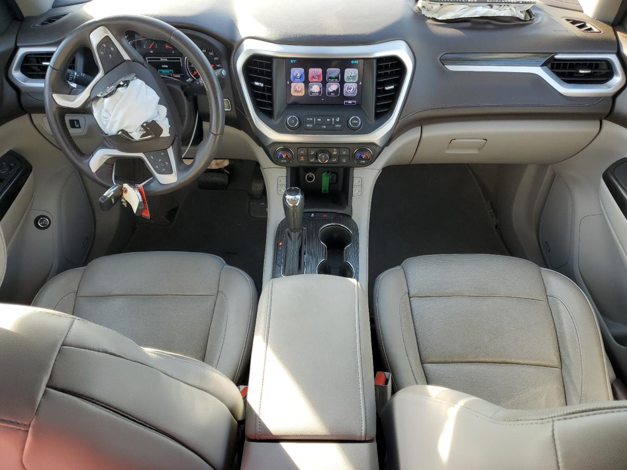2017 GMC Acadia - Image 8