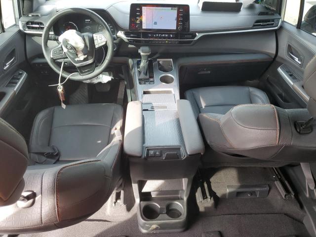  TOYOTA SIENNA 2022 Srebrny