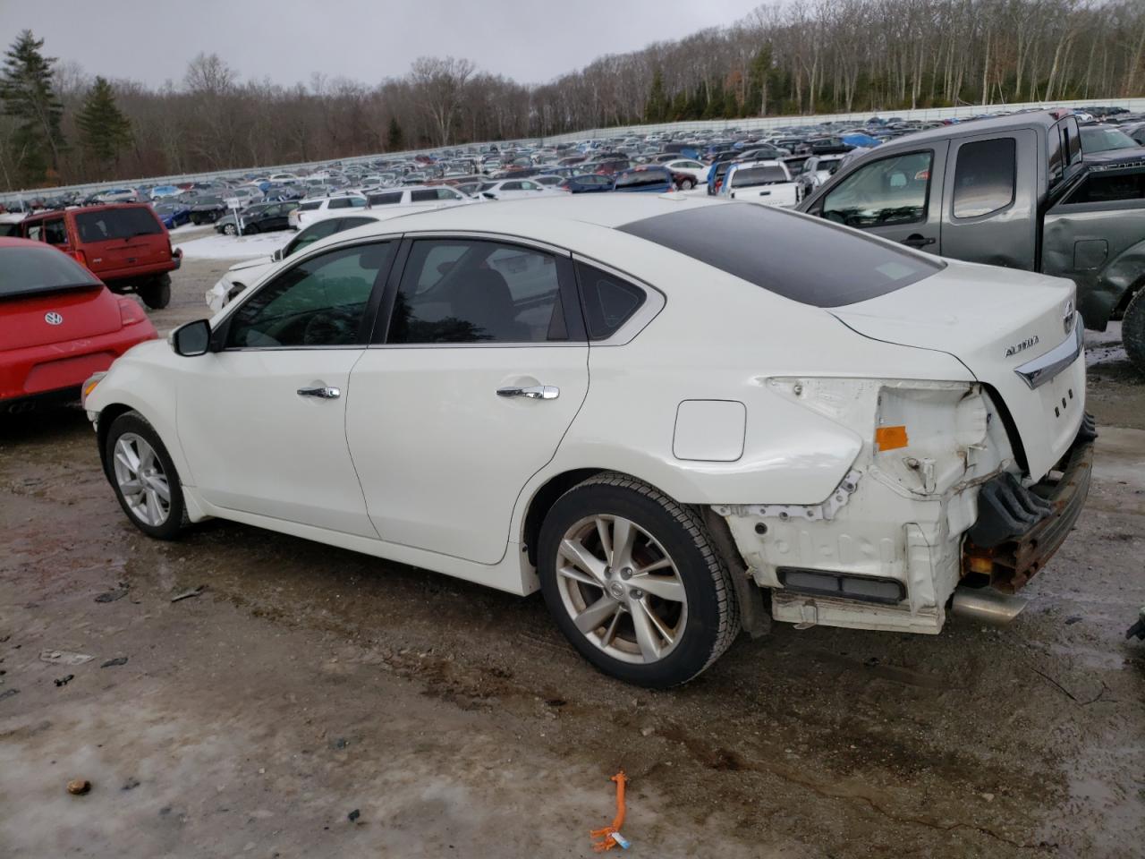 2015 Nissan Altima - Image 2