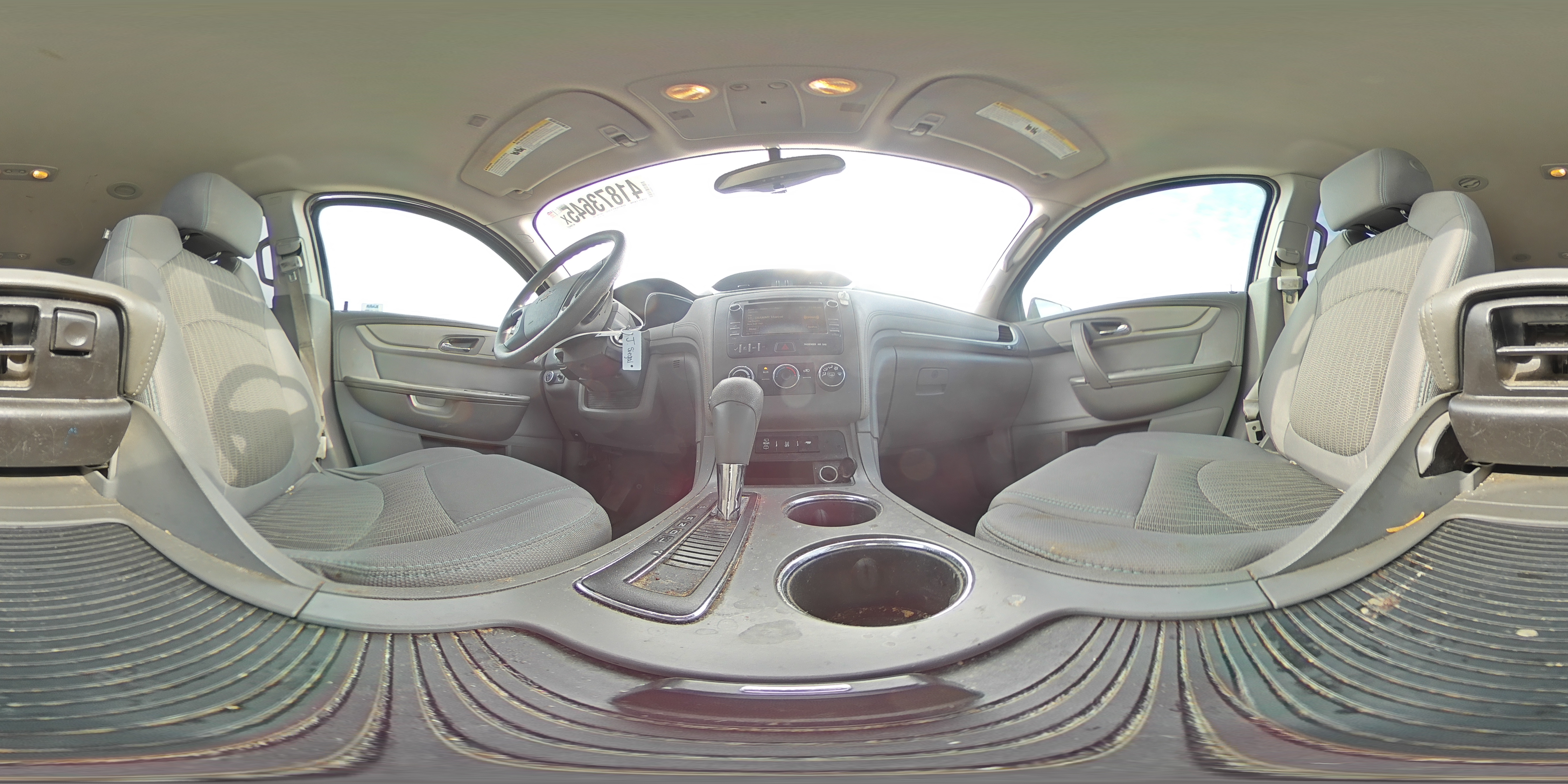 2014 Chevrolet Traverse - Image 14