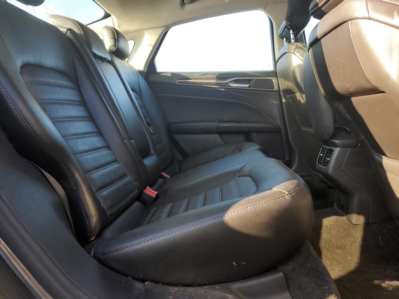2016 Ford Fusion - Image 10