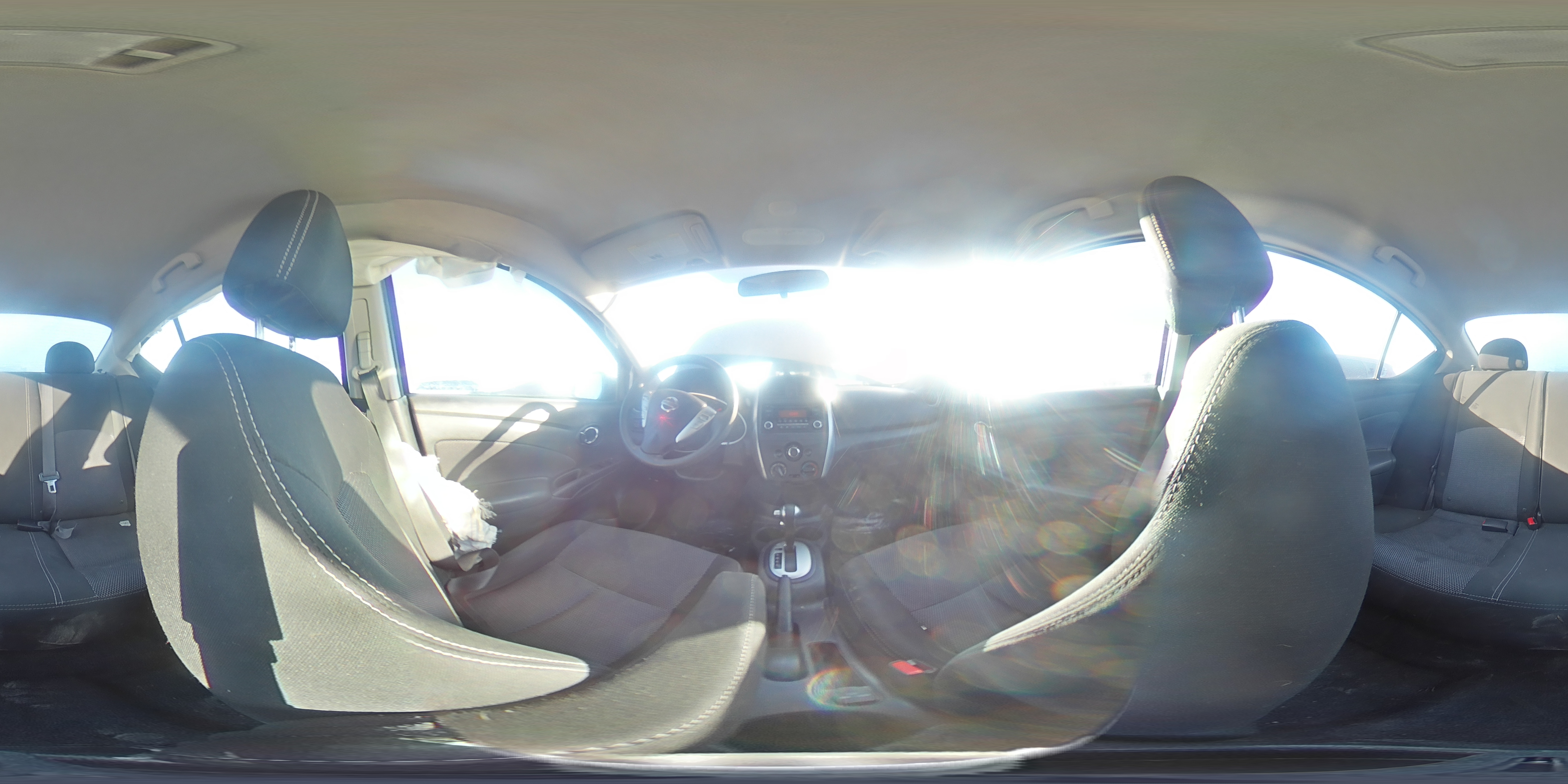 2018 Nissan Versa - Image 12