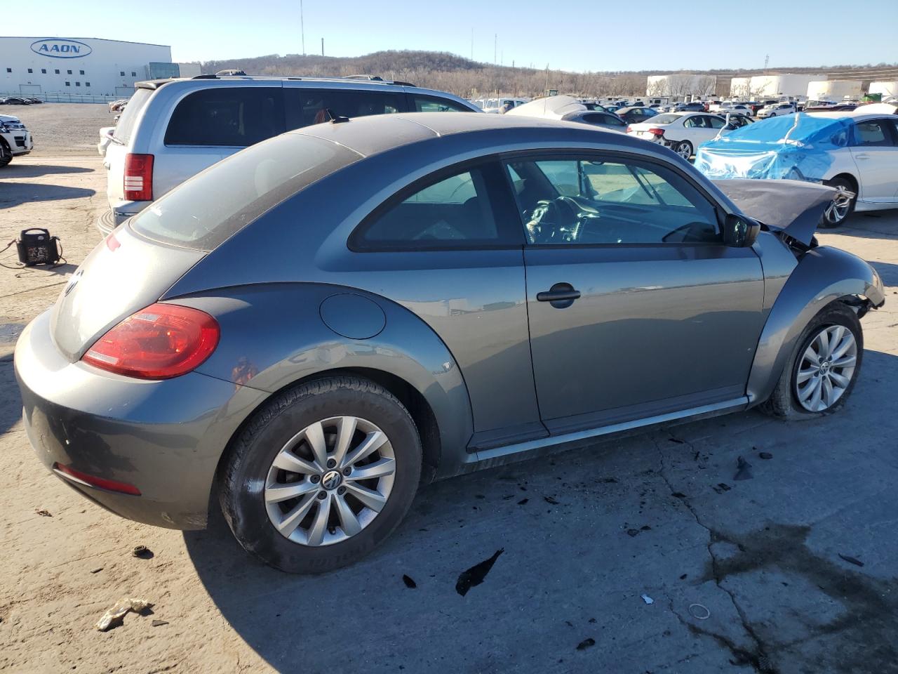 2014 Volkswagen Beetle - Image 3