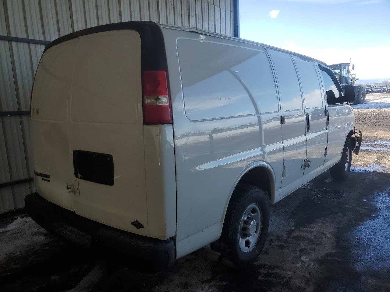 2013 Chevrolet Express - Image 3