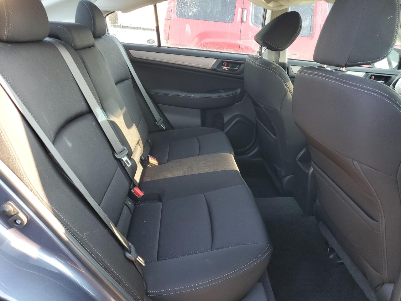 2015 Subaru Legacy - Image 10