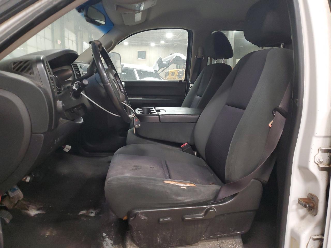 2009 Chevrolet Silverado - Image 7