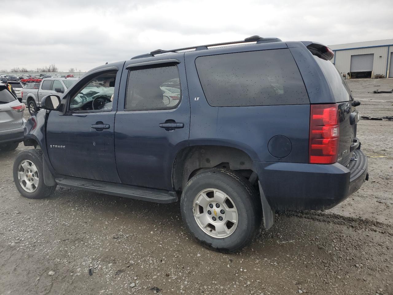 2009 Chevrolet Tahoe - Image 2