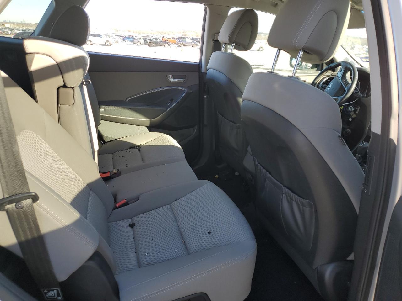 2013 Hyundai Santa Fe - Image 11