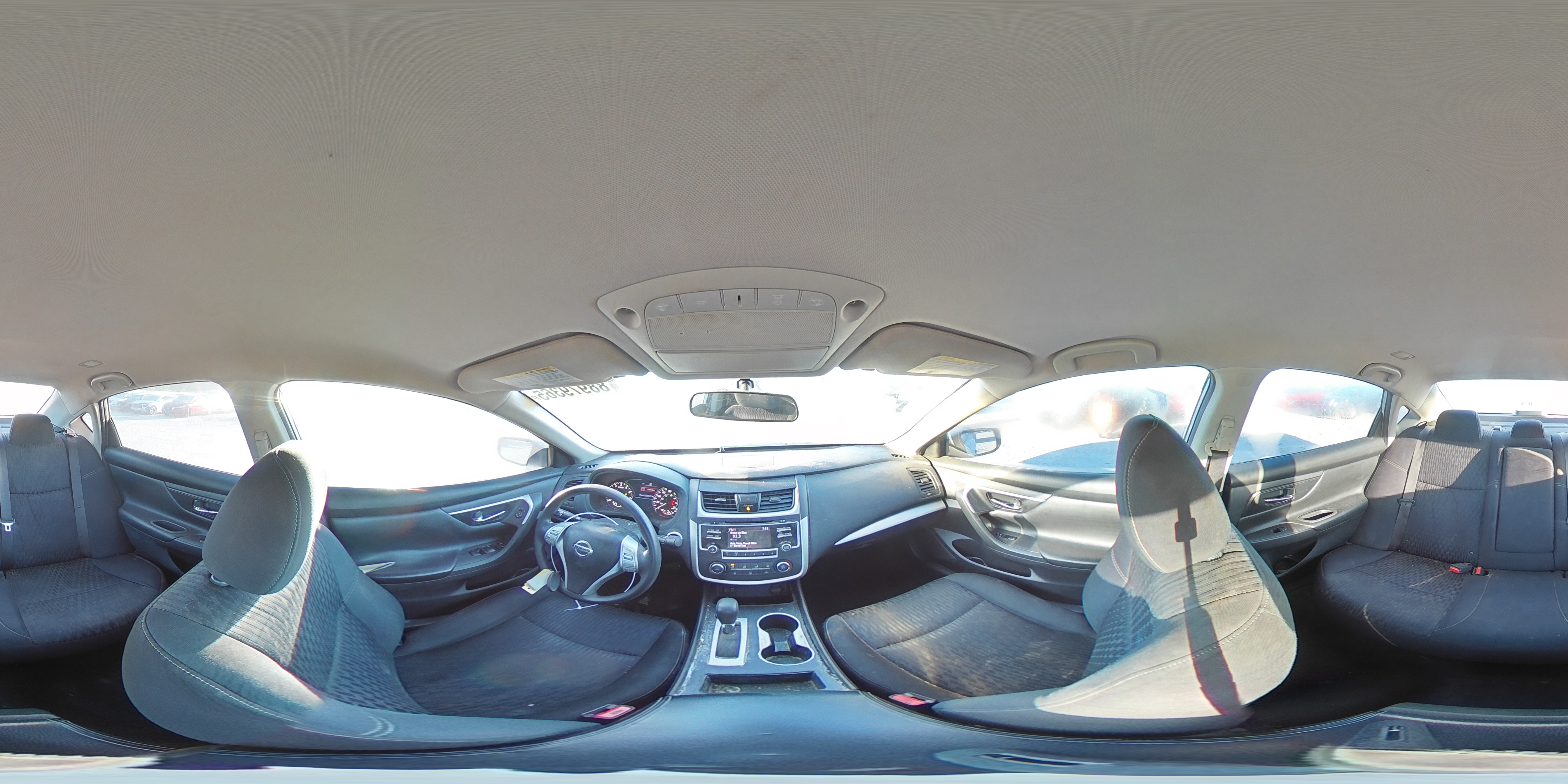 2017 Nissan Altima - Image 12