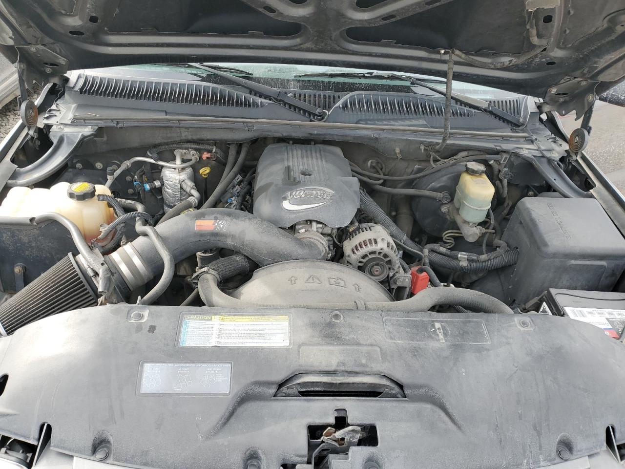 2001 Chevrolet Silverado - Image 11