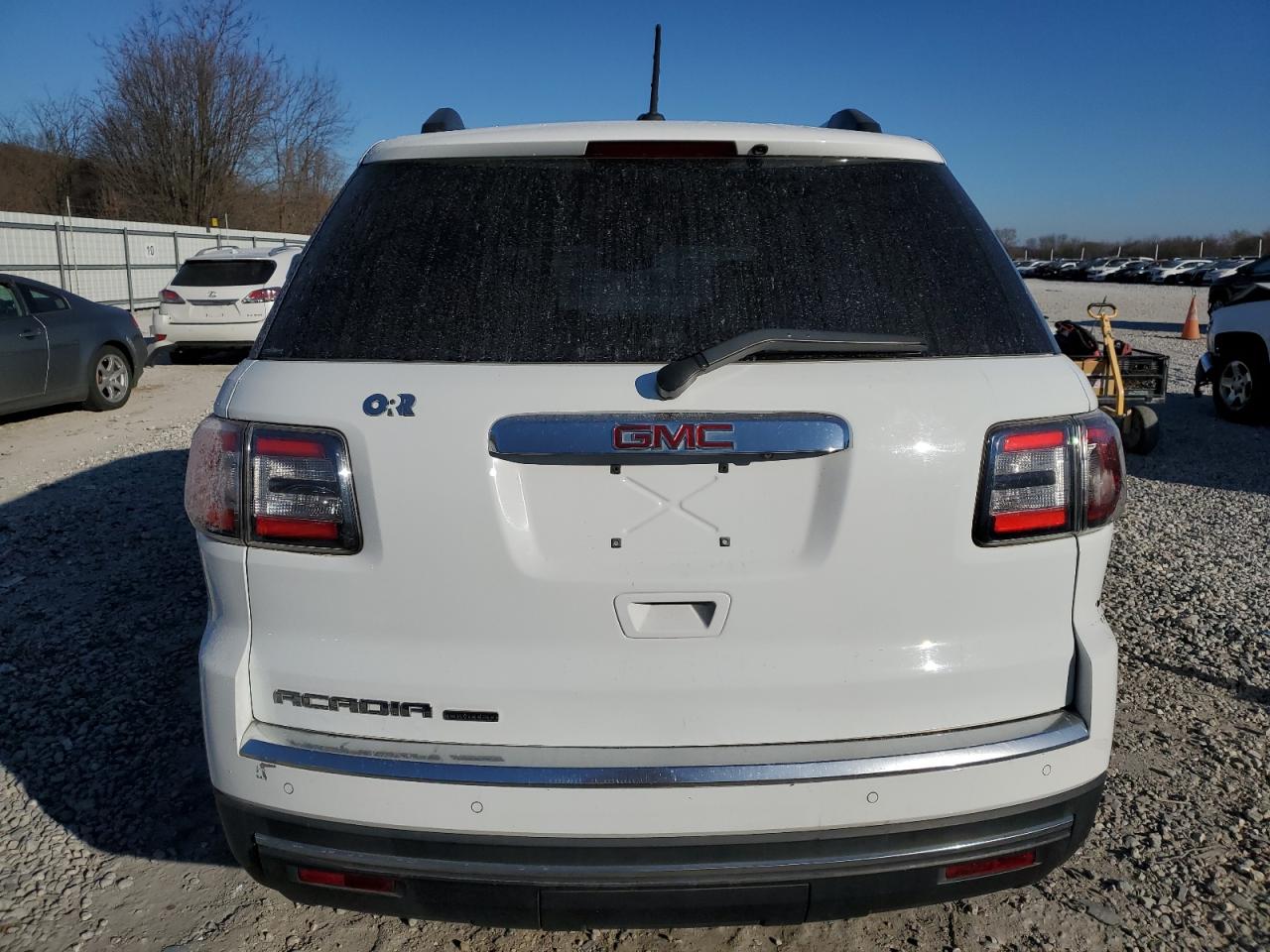 2017 GMC Acadia - Image 6