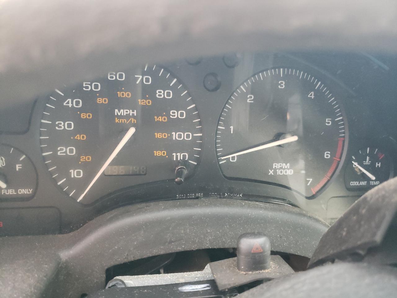 1999 Saturn SL - Image 9