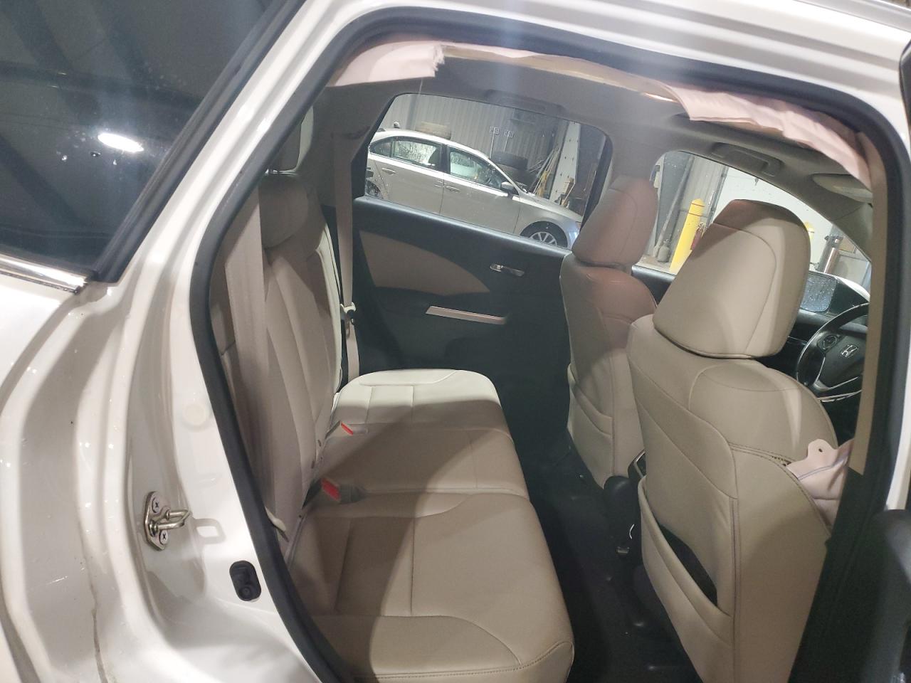 2016 Honda CR-V - Image 12