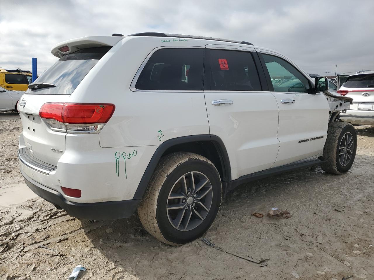 2017 Jeep Grand Cherokee - Image 3