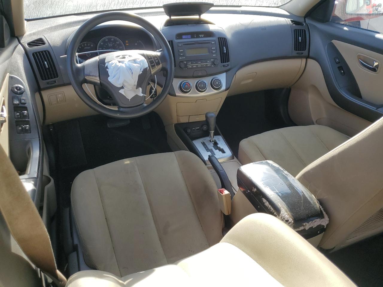 2010 Hyundai Elantra - Image 8